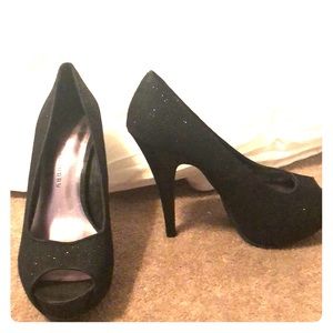 Shoes - Black Sparkle Heels